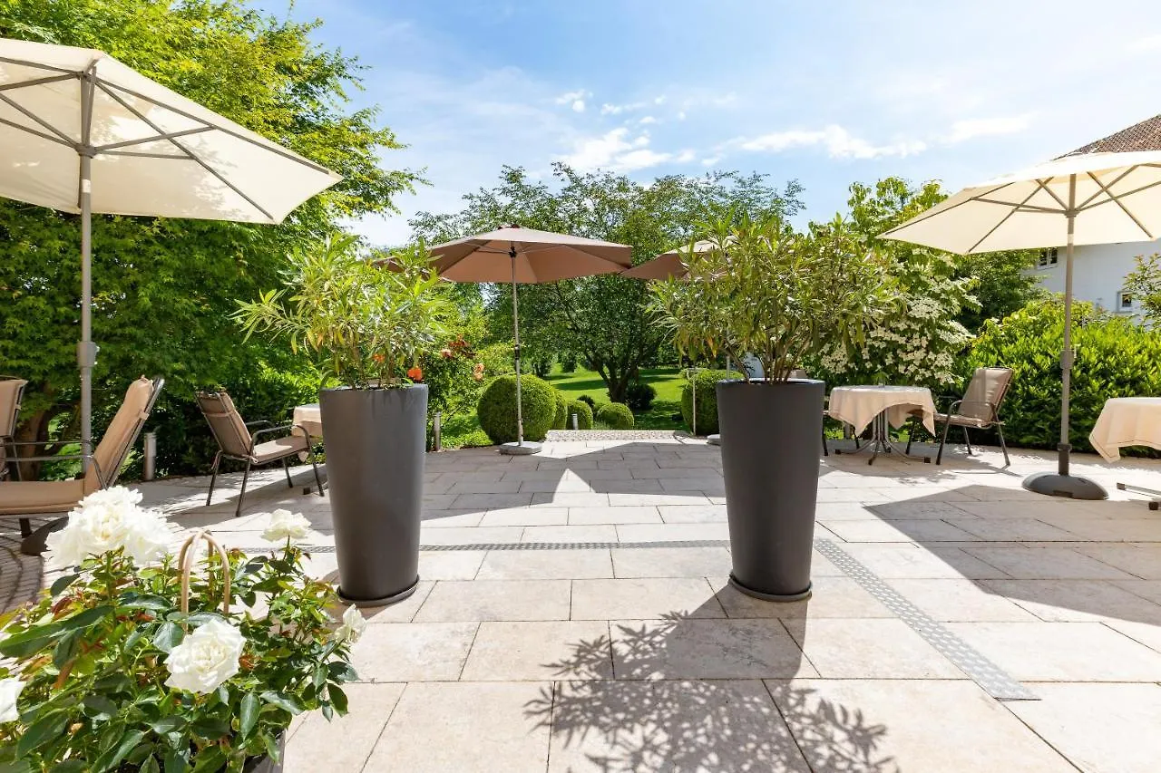 Hotel Gaestehaus Zuern Wasserburg 4*,