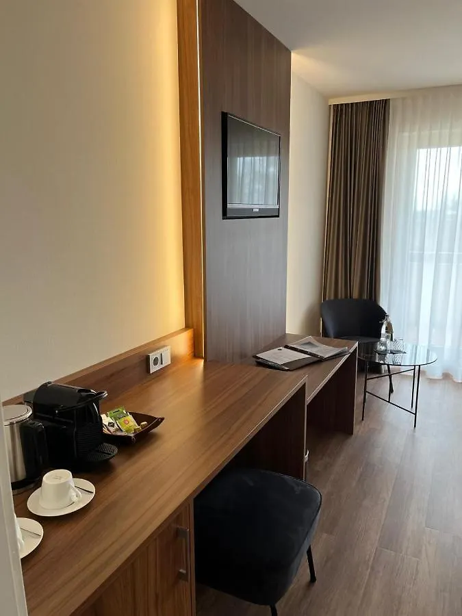 Hotel Gaestehaus Zuern Wasserburg 4*,